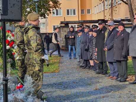 b2e955d4-94be-4de4-901a-636d1e34d07a