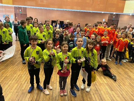 d9c76ac3-44c1-4226-8824-2eed345fe872