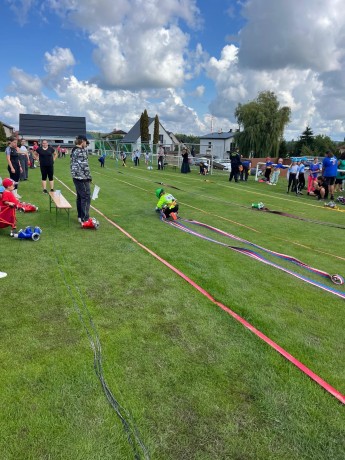 1b83ce12-afcd-447a-bf1d-28cca76cd789