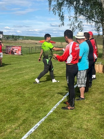 ad3ab492-64e1-40bc-9c57-e4d4a3a030f9