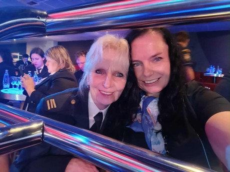 dcf2d6b9-552c-4f31-9ce6-54193717d3db