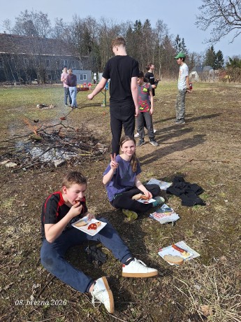 9e31ce36-ec73-45ee-b61d-08fbc4a24028