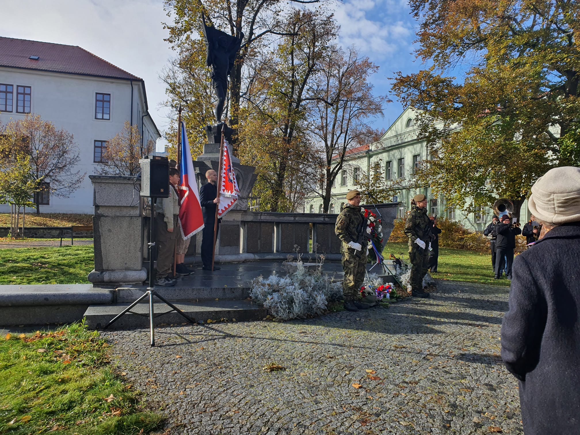 c21aa4fd-ce4f-44e4-9a13-53a90198bd31