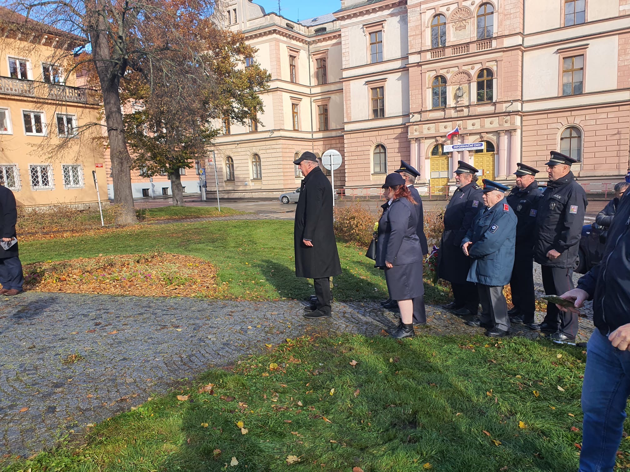 4aec909e-87af-4f61-936e-d78eca110664