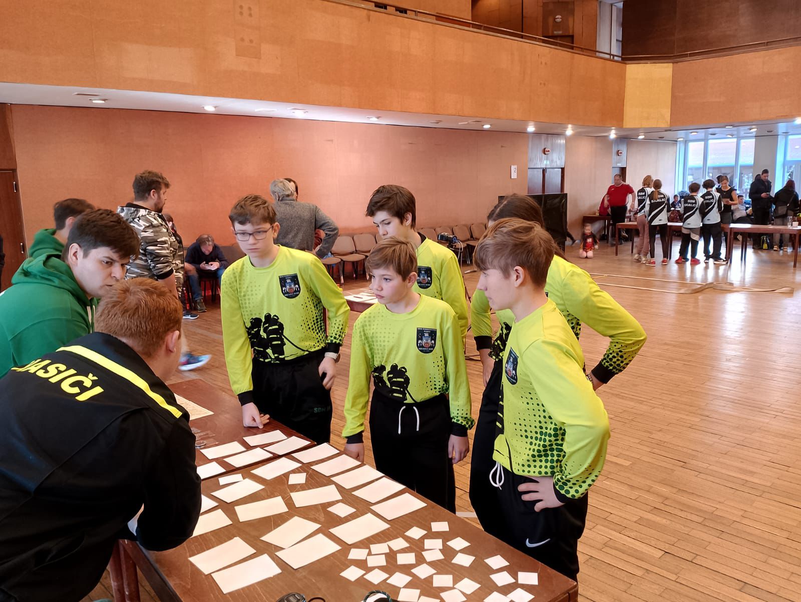 f5592c38-18cc-4574-98c7-8d1a962a39ea