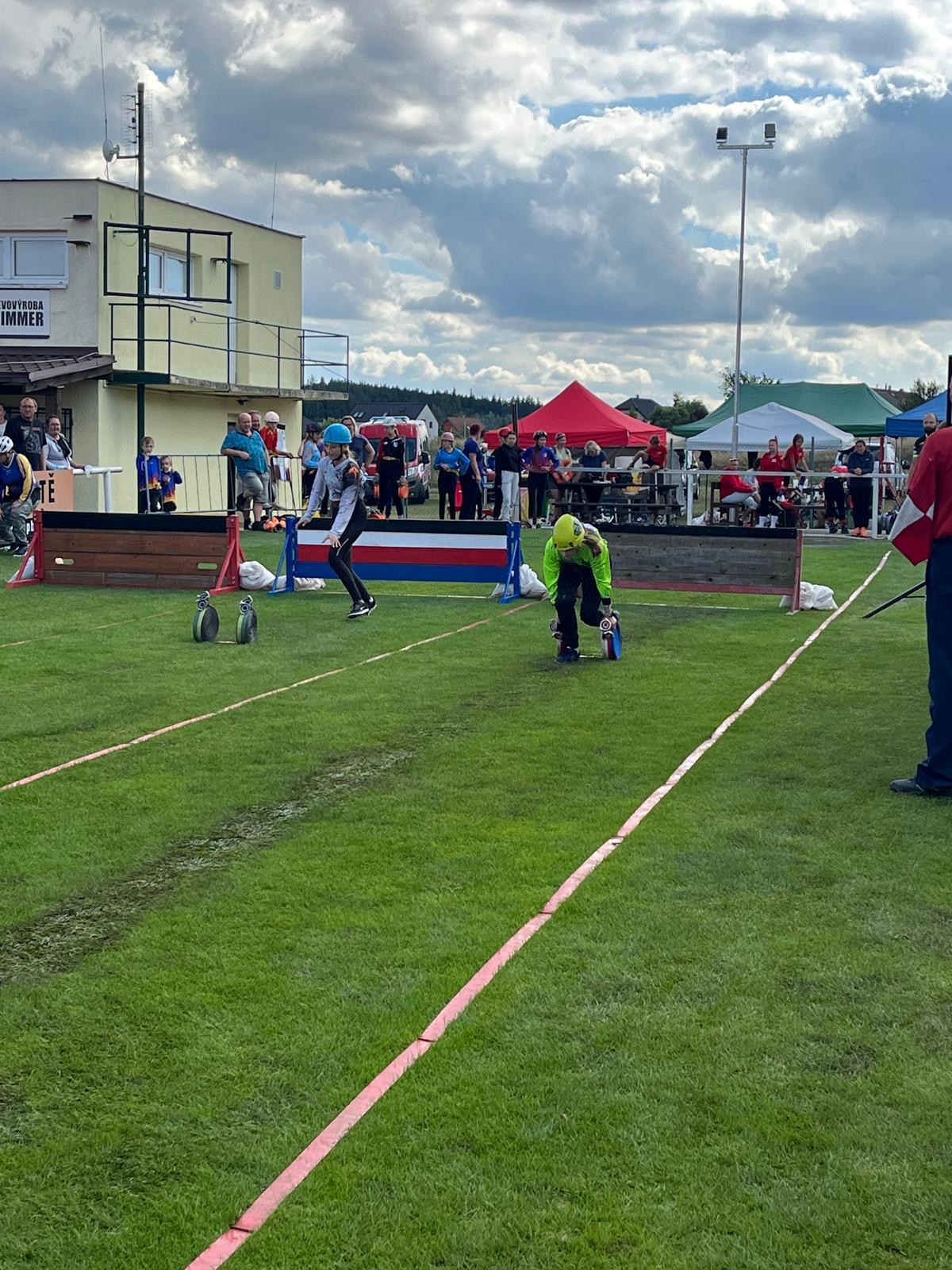 b7eff062-8ec2-4d02-82b4-85d5160fb91e