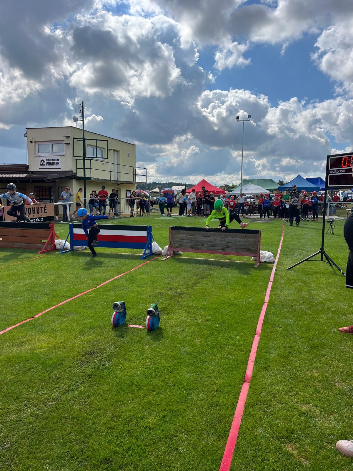 79f1bba7-4121-4d94-9d09-d5daaf383363