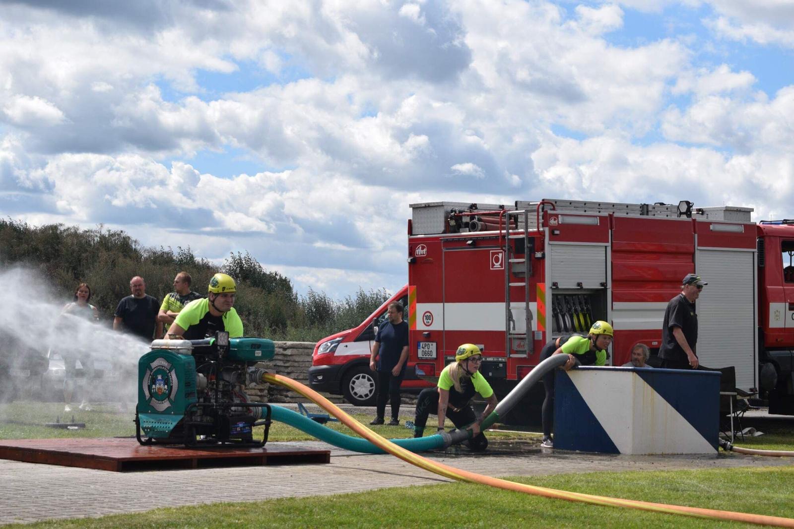 7efed9c0-8f36-40d2-9a52-320af3f07186