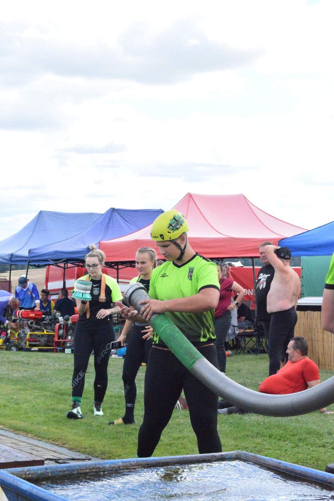 b1fbc563-b286-4d65-9527-a0541ca8e662