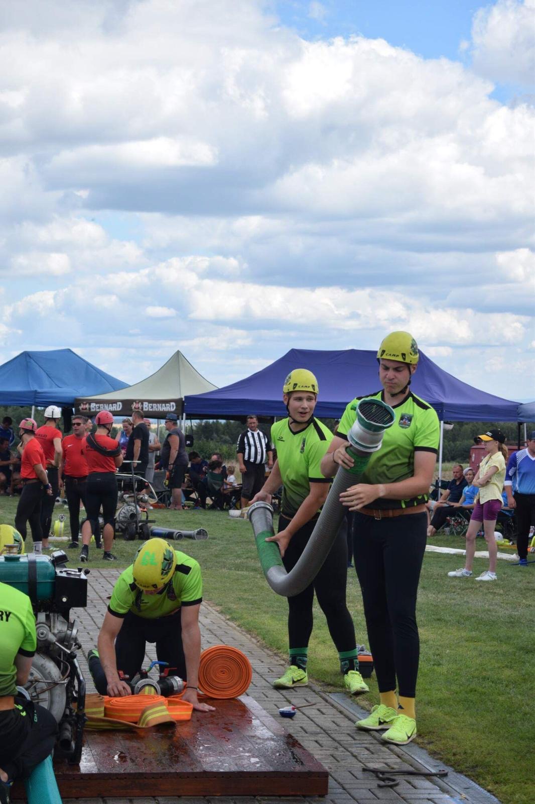 3d331625-5b24-4ace-a0e8-0dc40cfeb106