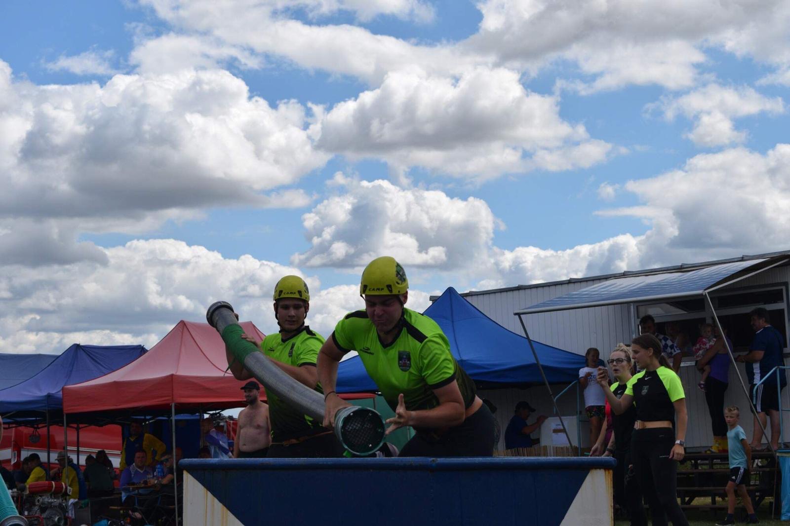 5250d2a8-e629-4885-982a-4e44ac55f363