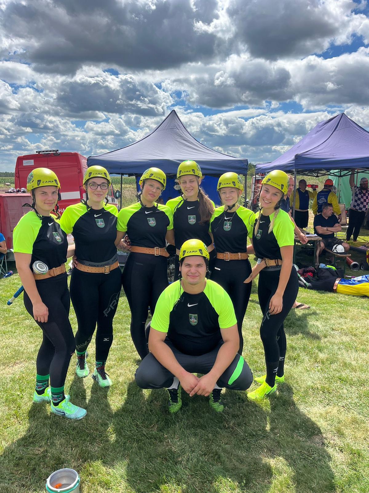 6e5b6d5b-6ba7-4ee4-9153-c0cca0bd74a8