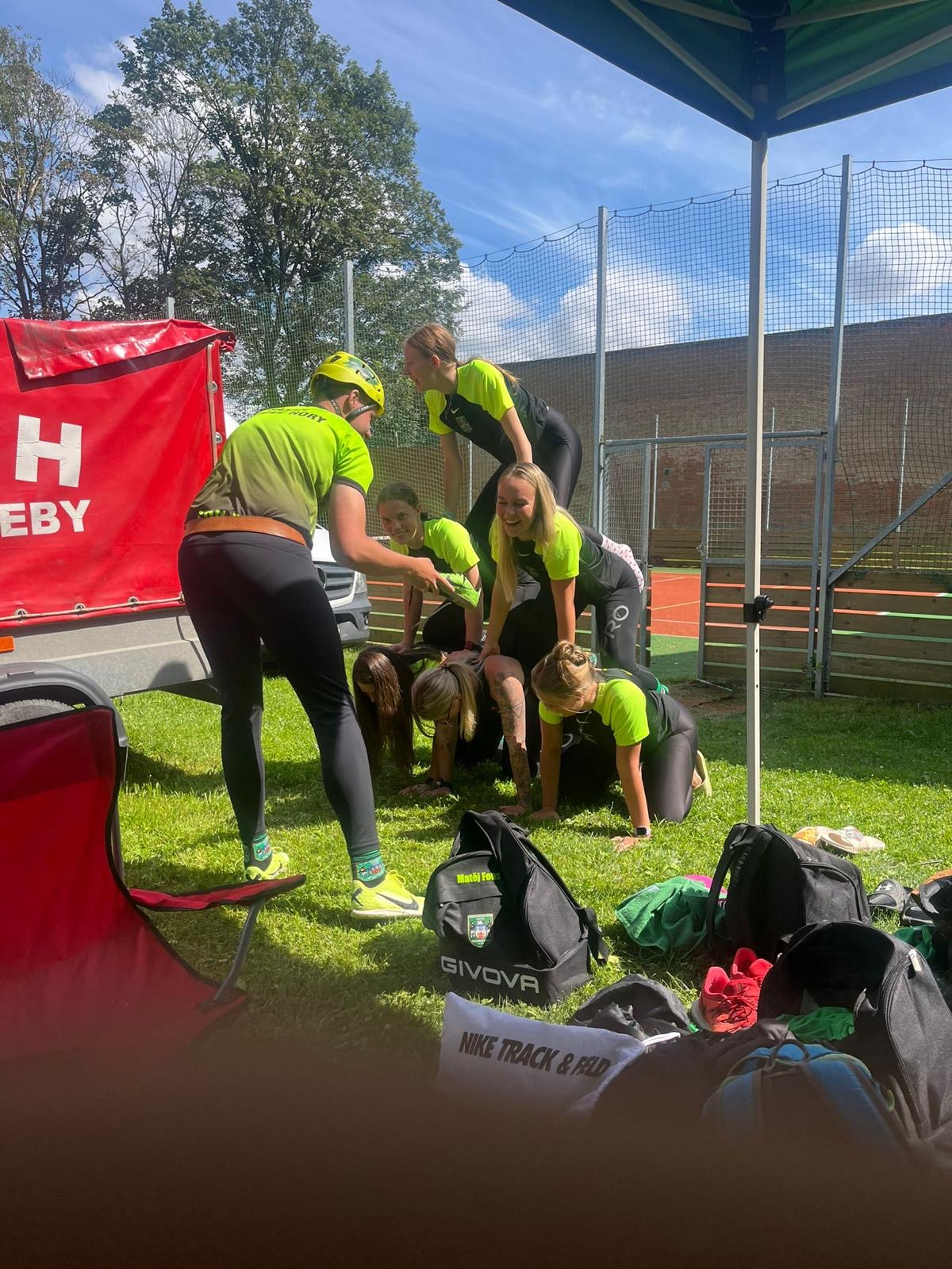 aaa33067-33a8-468c-8b3f-2e37dd4fa62a