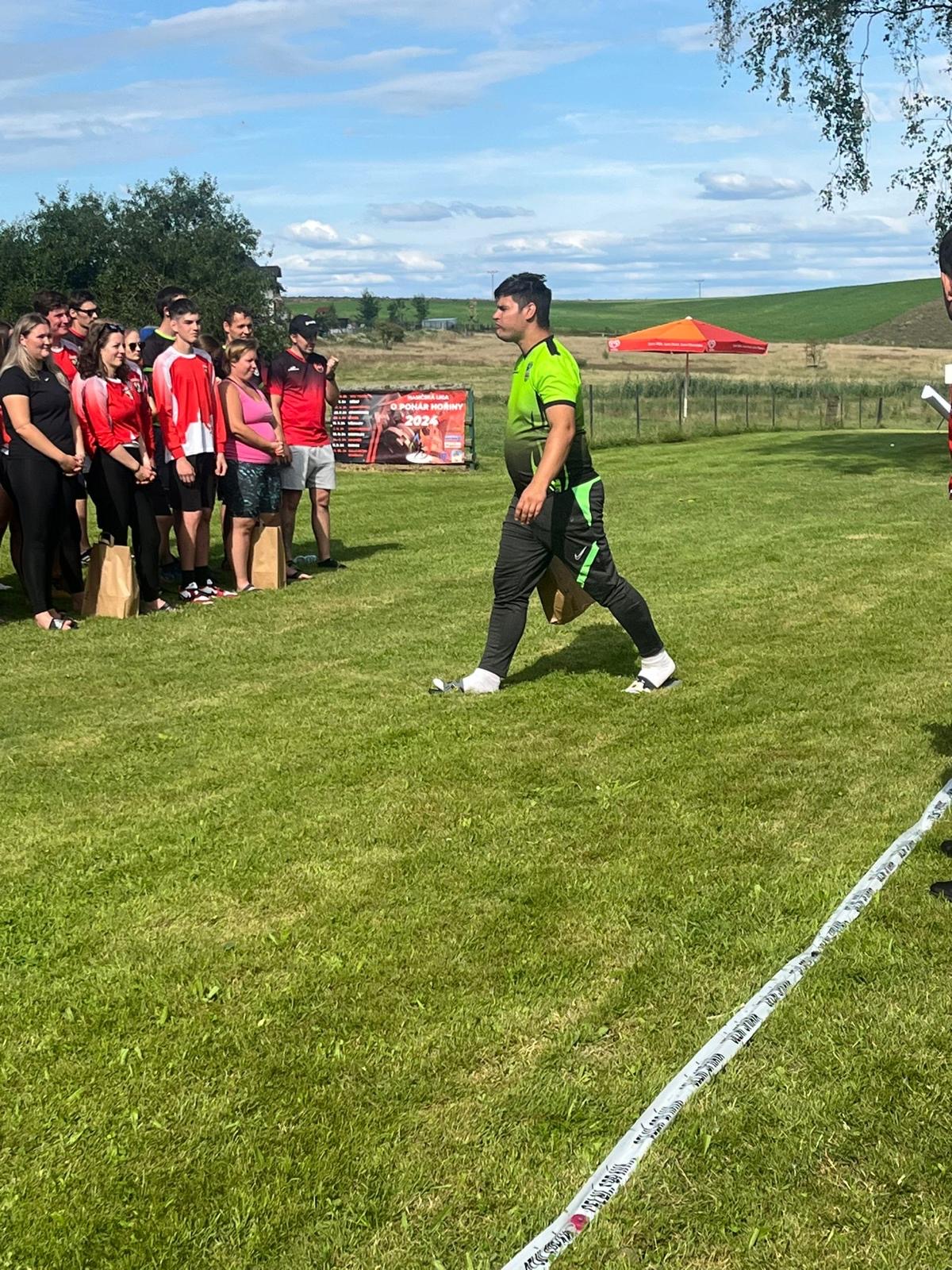 571b8ca6-9c04-418d-bdf1-6f2b33e12c11