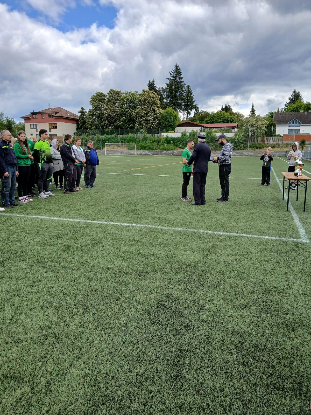 dfac364e-294d-42cd-bc8e-be1cbaf0fe32